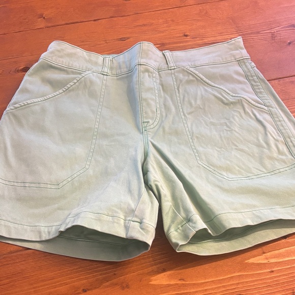 SPANX 2 pair Shorts - Mint and Beige, M EUC - Picture 6 of 9